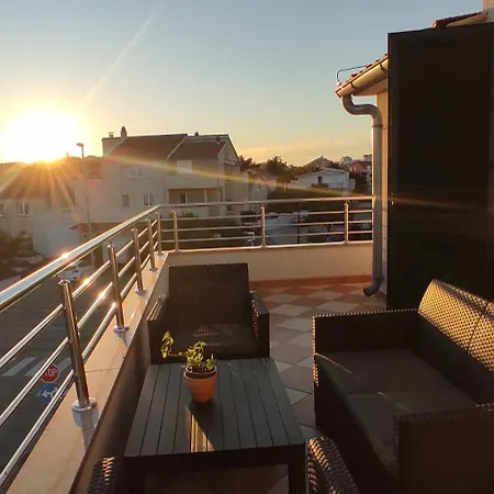 Apartment Lux